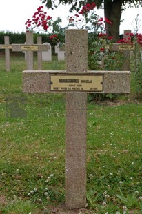 Le Cateau Military Cemetery - Nadraschwilli, Nicolai